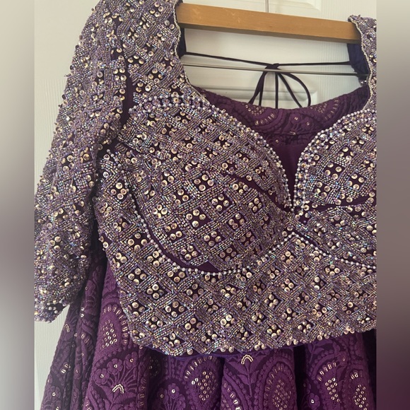 Heavy designer lehenga set - Picture 12 of 15